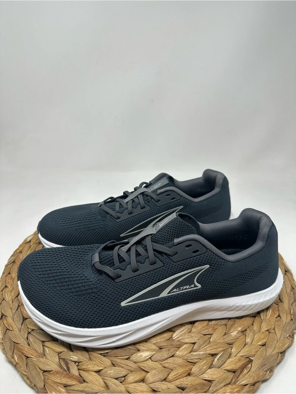 ALTRA Escalante 4 Running Shoes Black White Size 9 Women's